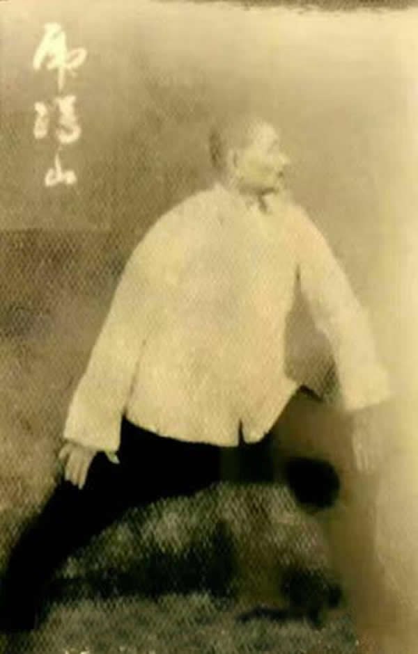 ׽